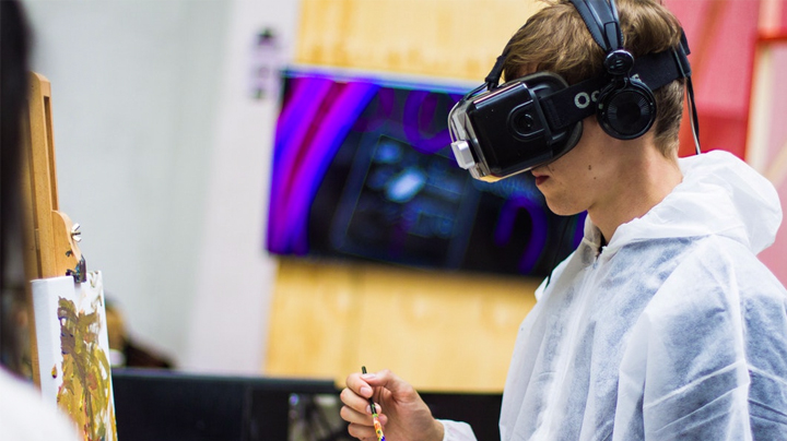 The 6 Emerging Uses of VR